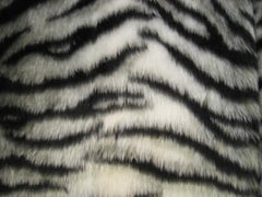 White Tiger Stripe fuzzy seatbelt pads 1 pair Poppys Crafts